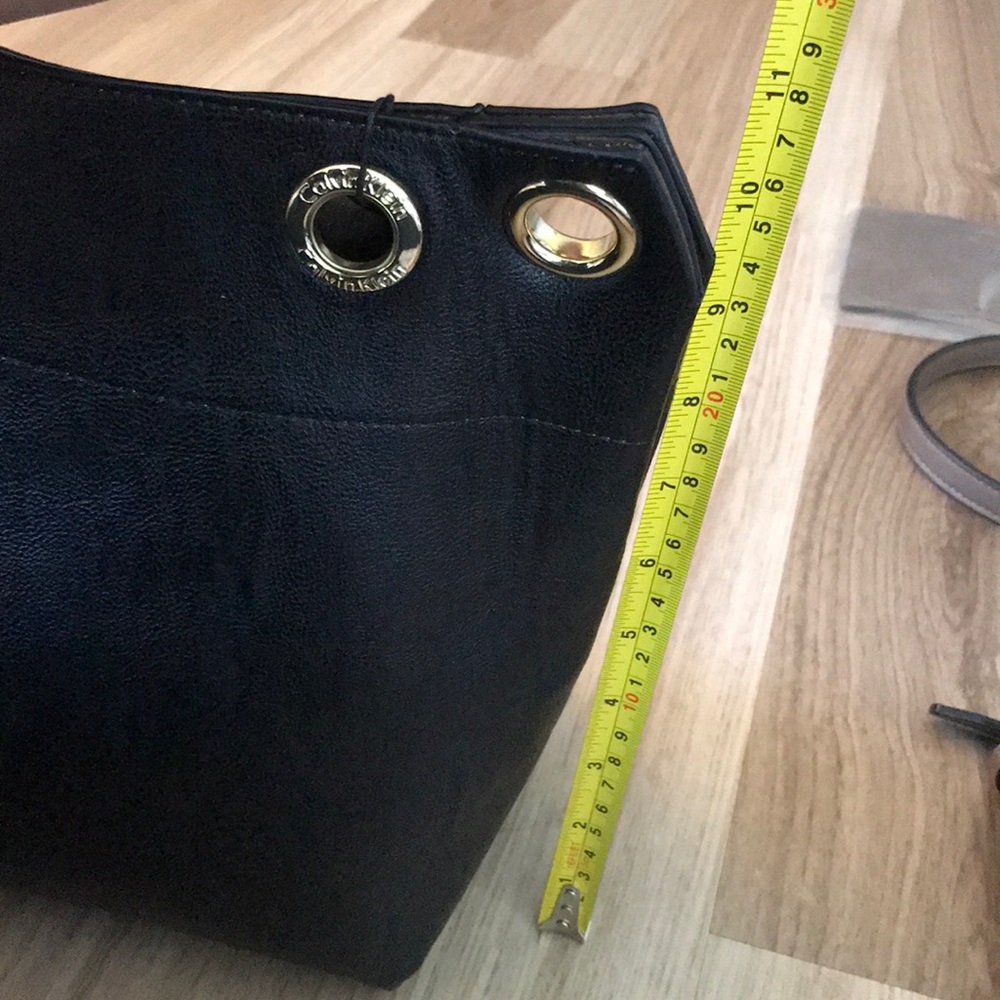 🆕 Calvin Klein Bag** SEE DESCRIPTION** - Picture 8 of 12
